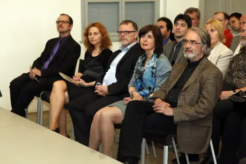 Mezi Východem a Západem / Svatí Cyril a Metoděj v kultuře českých zemí (56) Mezi Východem a Západem / Svatí Cyril a Metoděj v kultuře českých zemí (56)