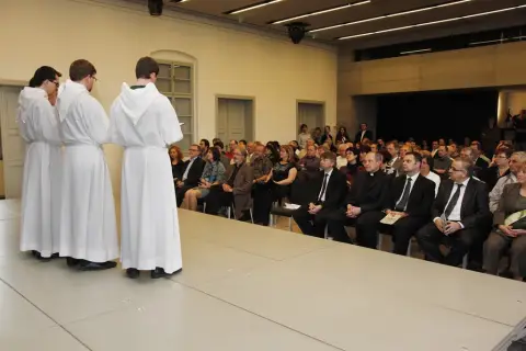 Mezi Východem a Západem / Svatí Cyril a Metoděj v kultuře českých zemí (63) Mezi Východem a Západem / Svatí Cyril a Metoděj v kultuře českých zemí (63)