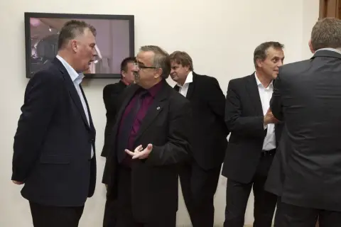 Víc než hra (44)