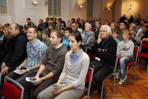 Víc než hra (53)