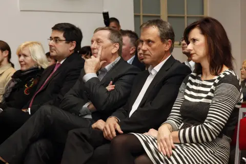 Víc než hra (58)