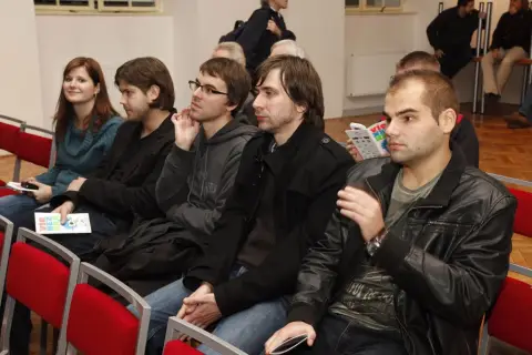 Víc než hra (64)