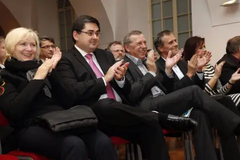Víc než hra (84)