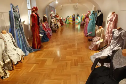 Zpátky do pohádky (8)