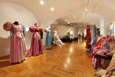 Zpátky do pohádky (11)