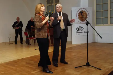 Jiří Suchý (230)
