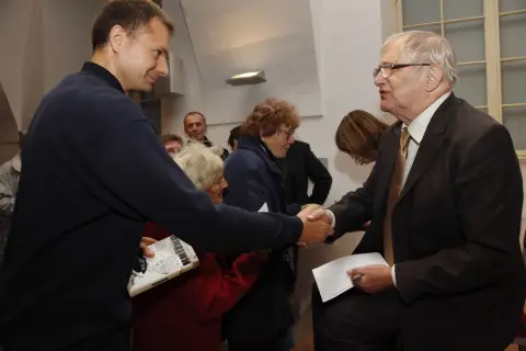 Jiří Suchý (281)