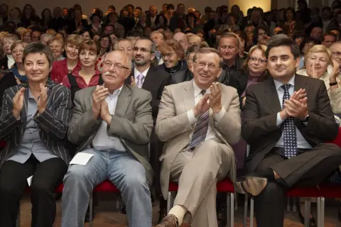 Jiří Suchý (239)