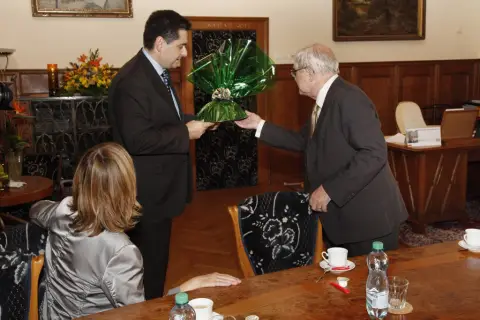 Jiří Suchý (92)