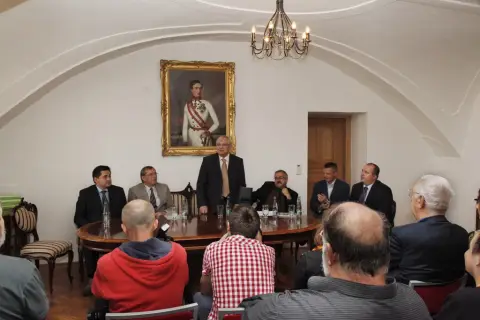 Jiří Suchý (152)