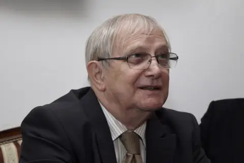 Jiří Suchý (145)