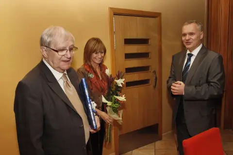 Jiří Suchý (146)