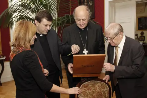 Jiří Suchý (206)