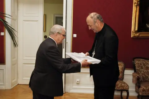 Jiří Suchý (220)