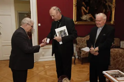 Jiří Suchý (222)