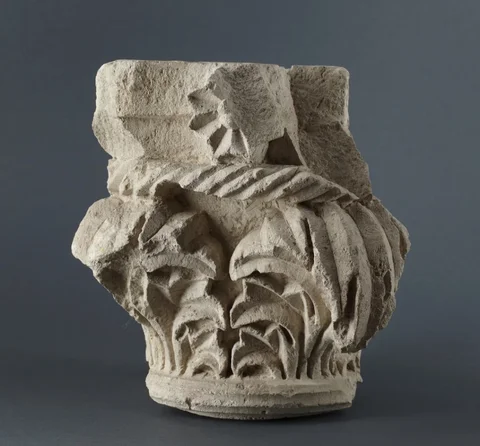 fragment-sloupkove-hlavice-spongilitova-opuka-vyska-23-cm-sirka-22-cm--751bb788d91b